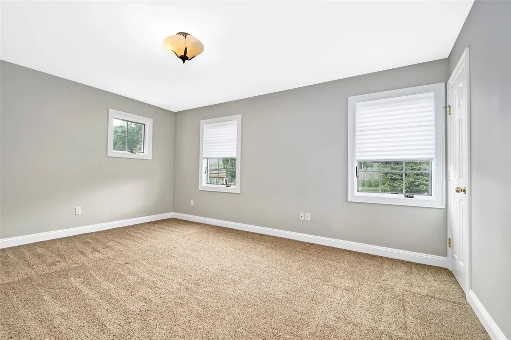 37 Myrtle Boulevard Larchmont NY 10538