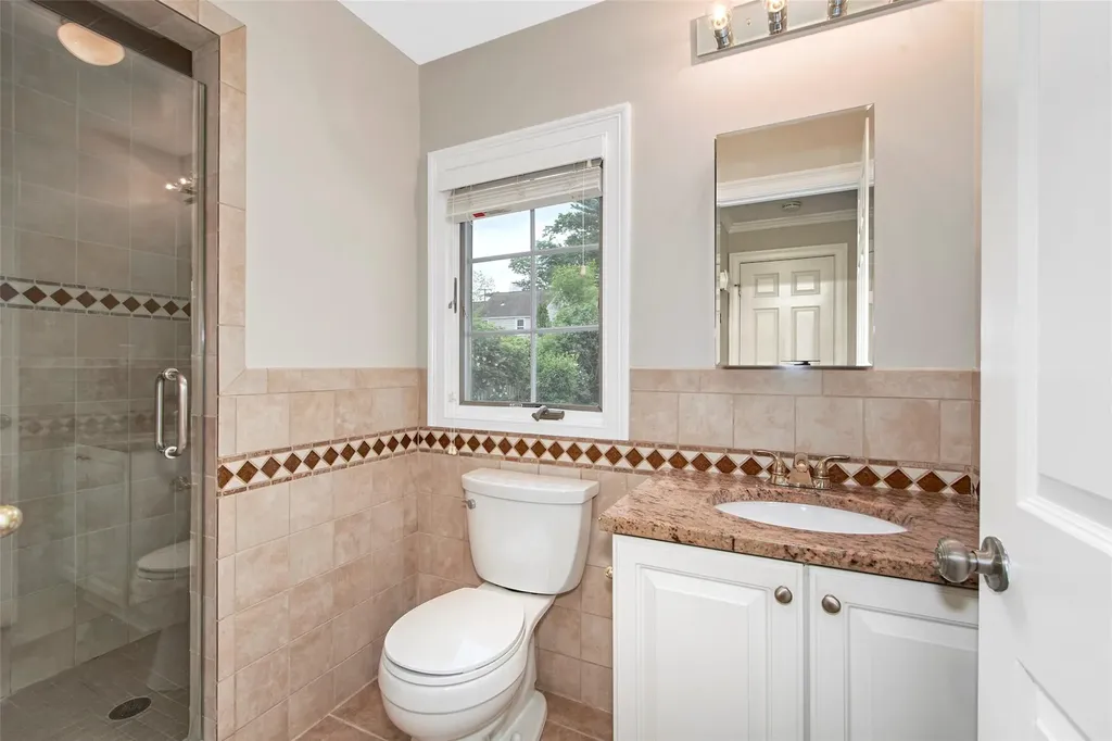 37 Myrtle Boulevard Larchmont NY 10538