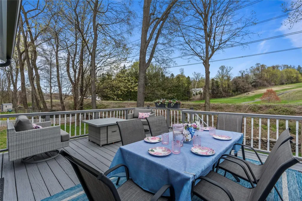 65 Sprain Road Scarsdale NY 10583