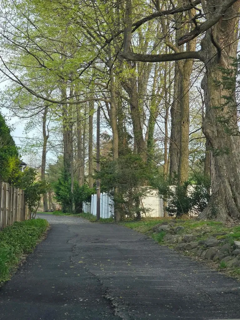 65 Sprain Road Scarsdale NY 10583