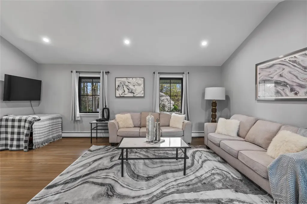65 Sprain Road Scarsdale NY 10583