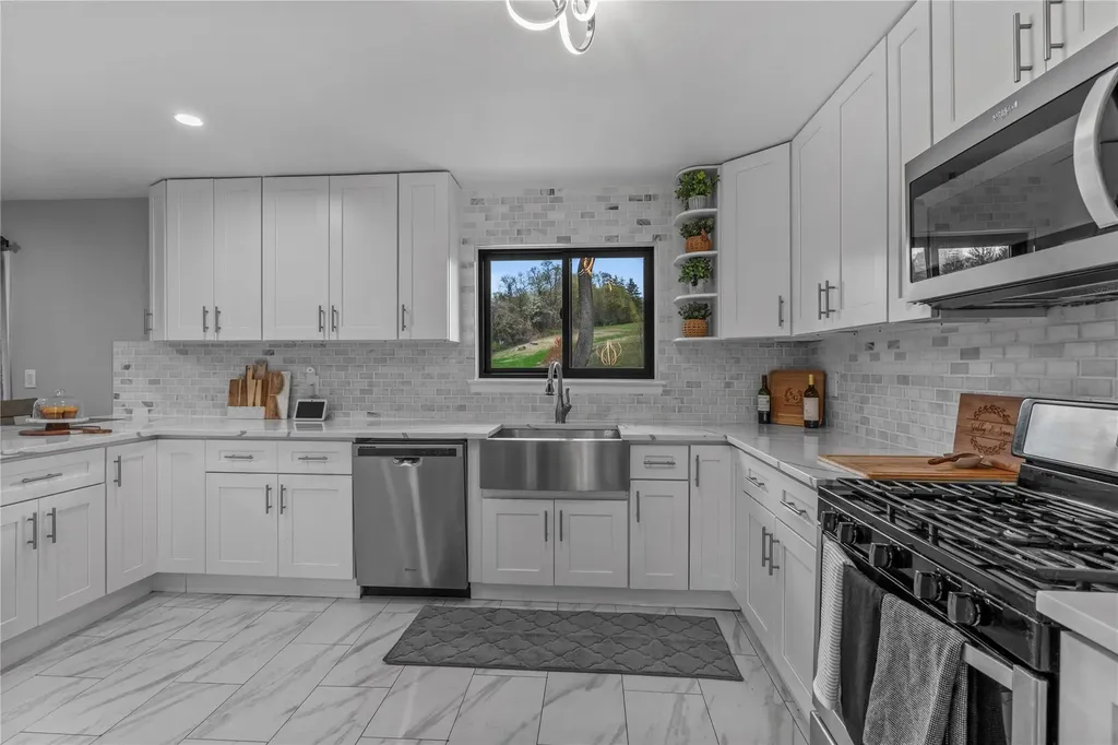 65 Sprain Road Scarsdale NY 10583