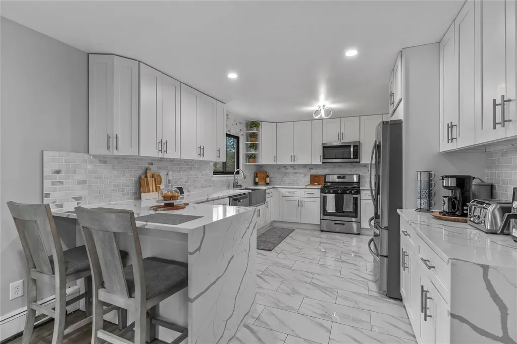 65 Sprain Road Scarsdale NY 10583