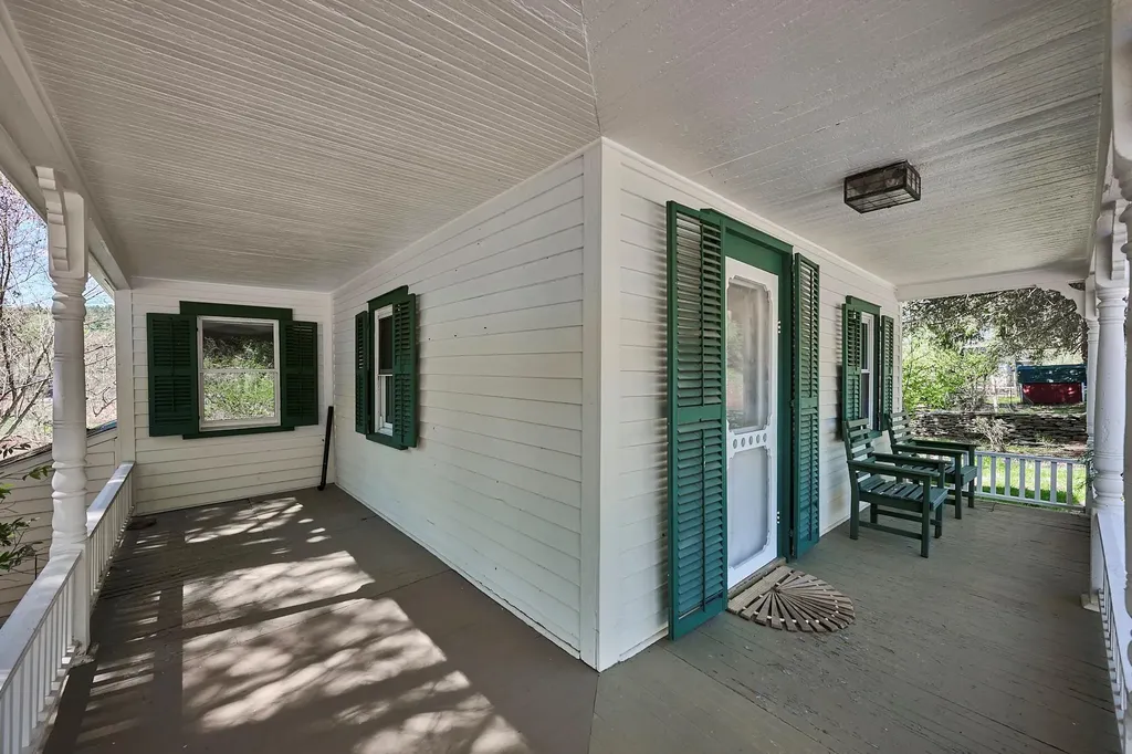 23 River Road Callicoon NY 12723