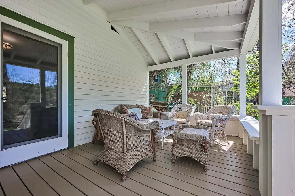 23 River Road Callicoon NY 12723