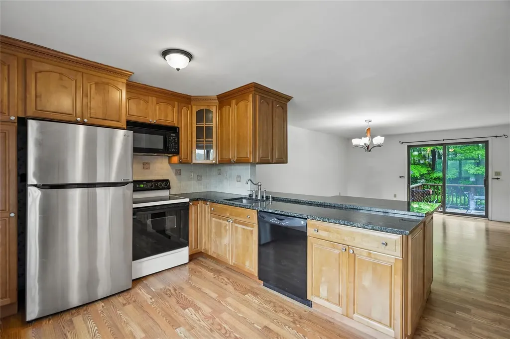 33 Krystal Drive Somers NY 10589
