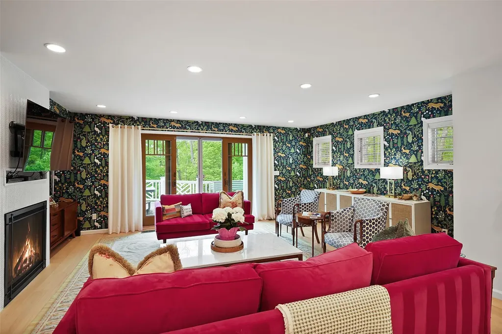 155 Hickory Kingdom Road Bedford NY 10506