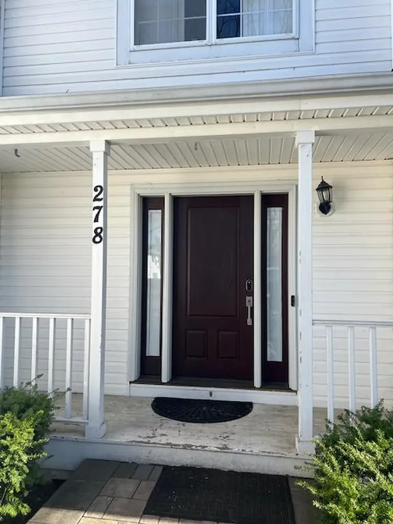 278 Crombie Street Huntington Station NY 11746