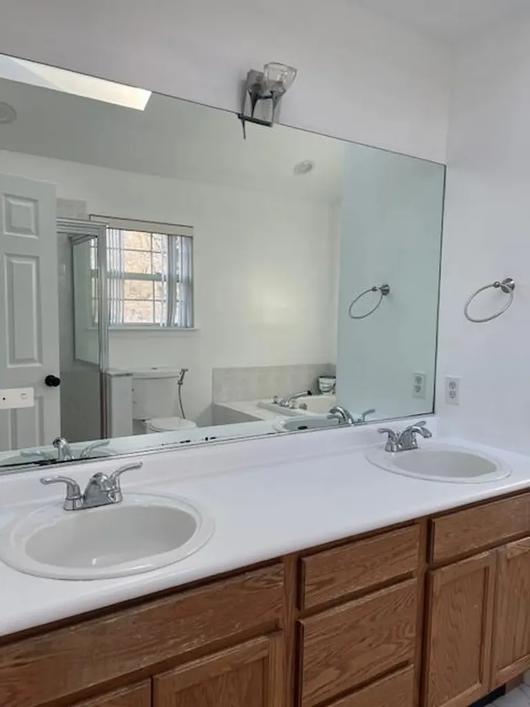 278 Crombie Street Huntington Station NY 11746