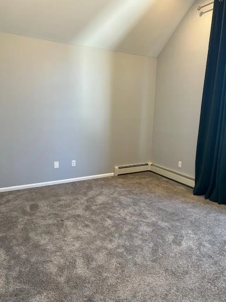 278 Crombie Street Huntington Station NY 11746