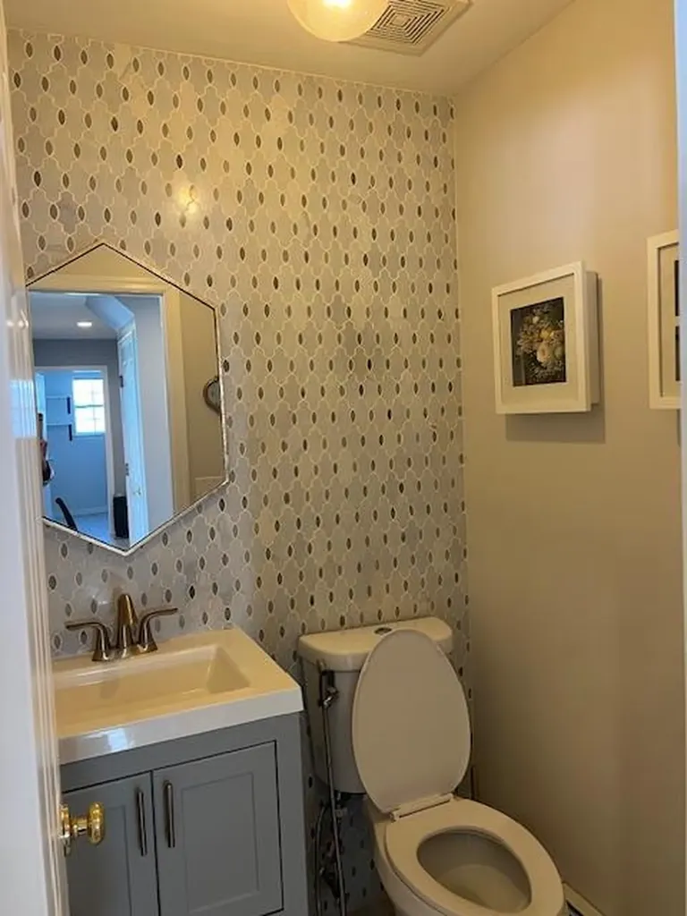 278 Crombie Street Huntington Station NY 11746