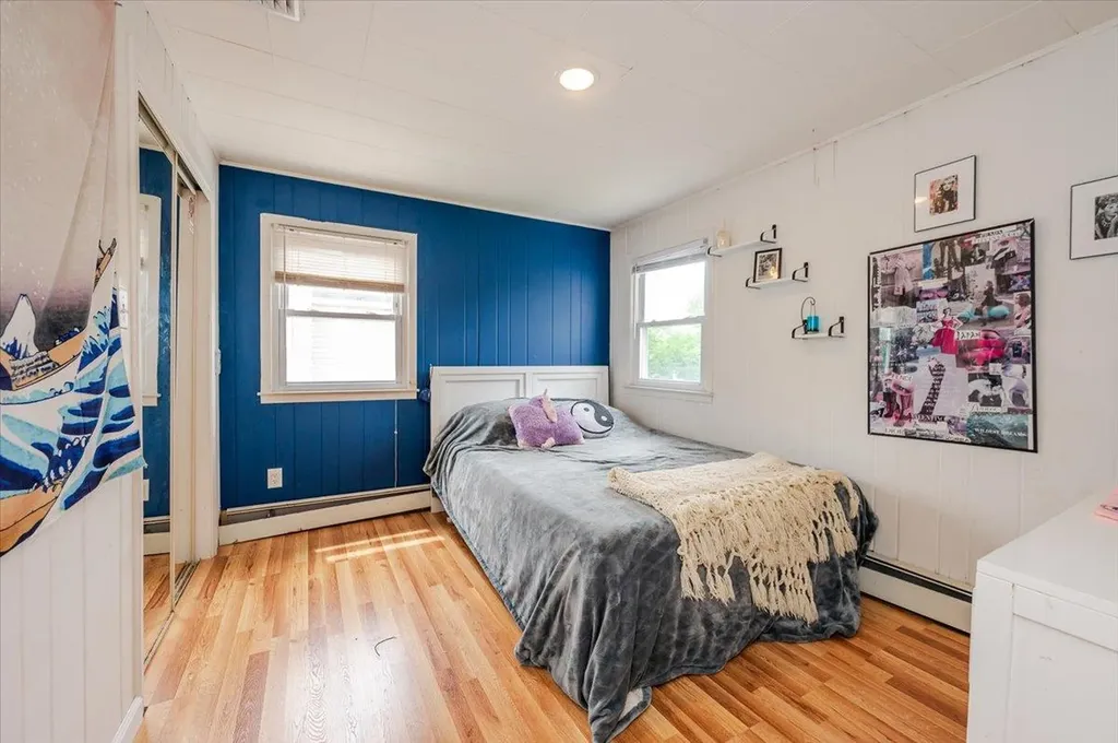8 Alton Road Babylon NY 11702