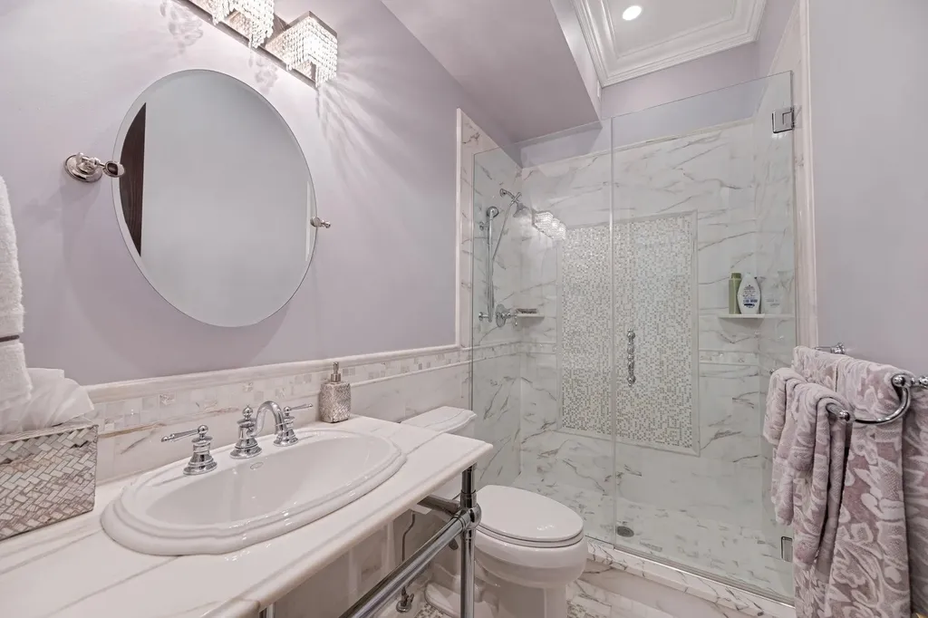 184 Hickory Lane Smithtown NY 11787