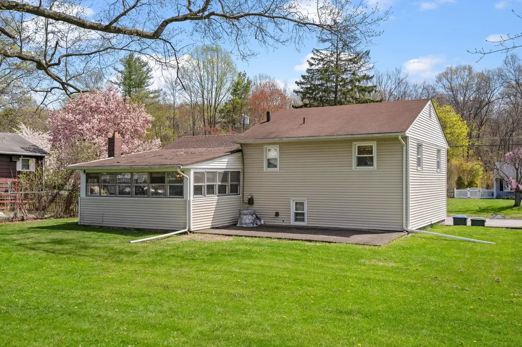 38 Windwood Drive Newburgh NY 12550