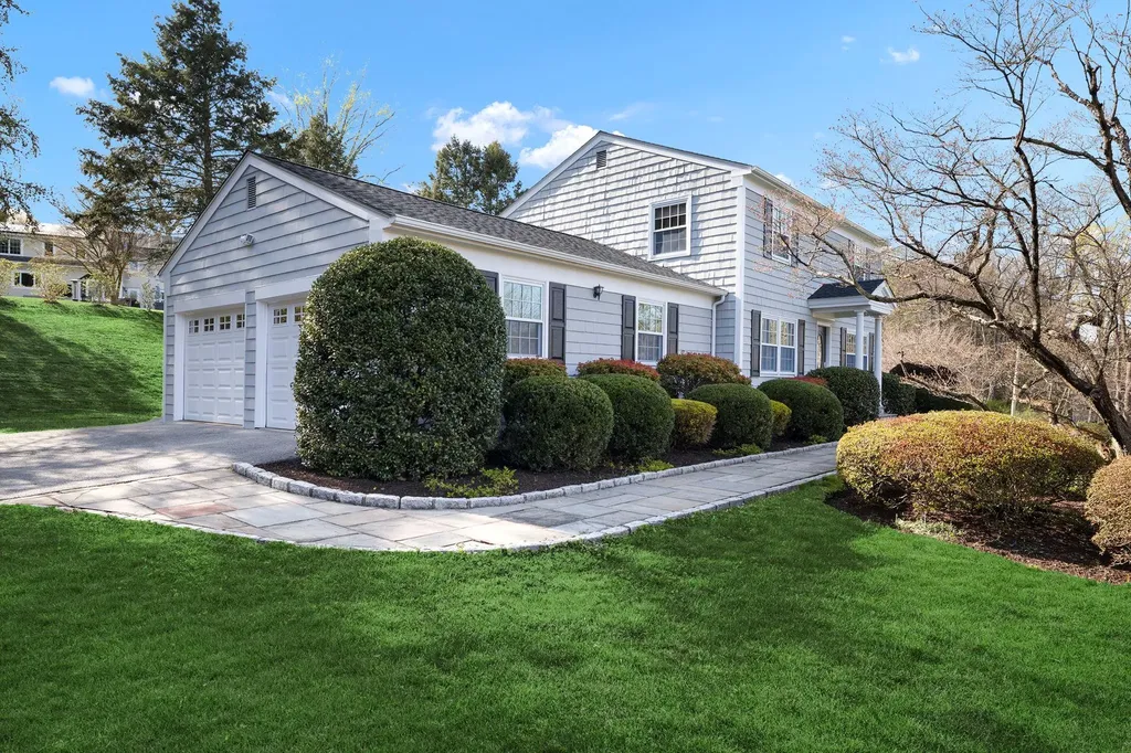 19 Courtmel Road Mount Kisco NY 10549