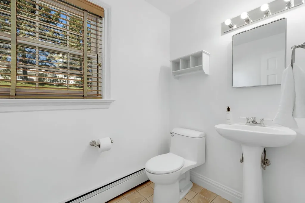 19 Courtmel Road Mount Kisco NY 10549