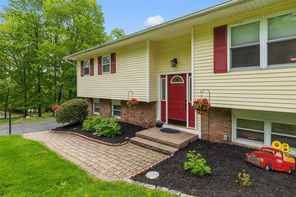 15 Birch Drive Monroe NY 10950