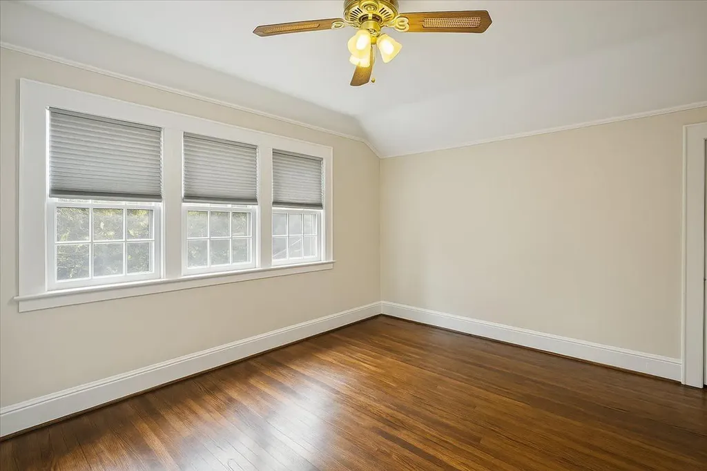 707 Glover Place Baldwin NY 11510