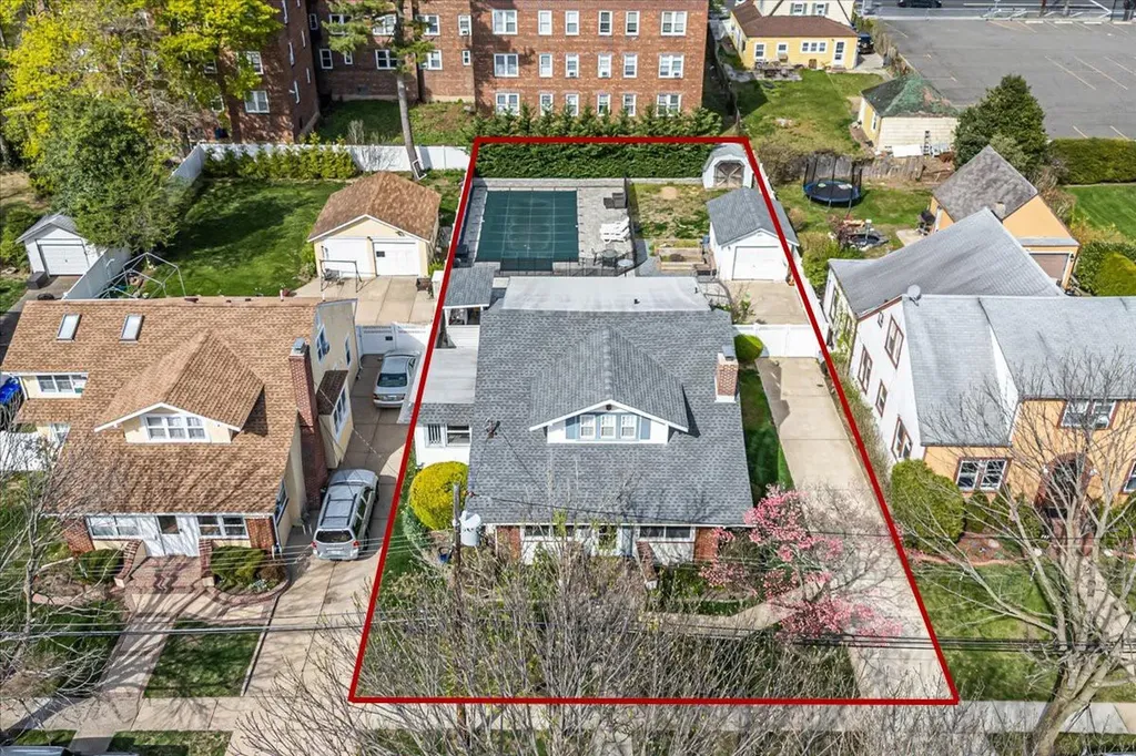 707 Glover Place Baldwin NY 11510