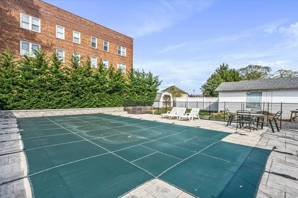 707 Glover Place Baldwin NY 11510