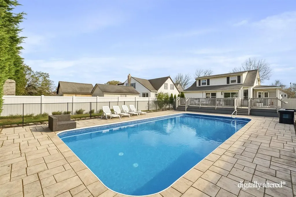707 Glover Place Baldwin NY 11510