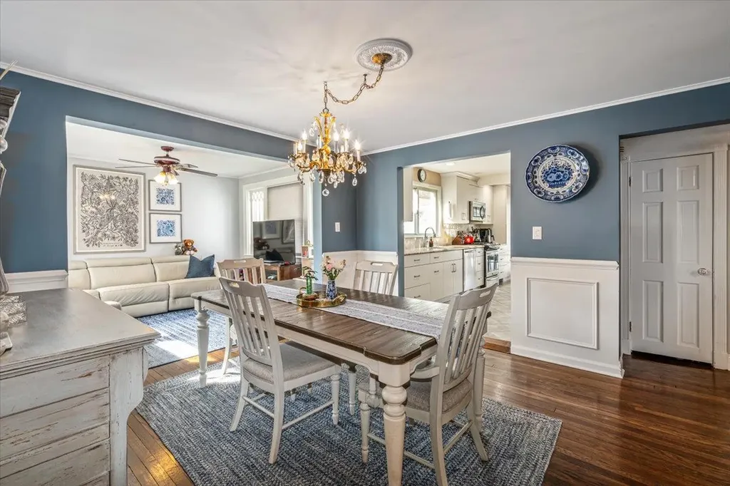 707 Glover Place Baldwin NY 11510