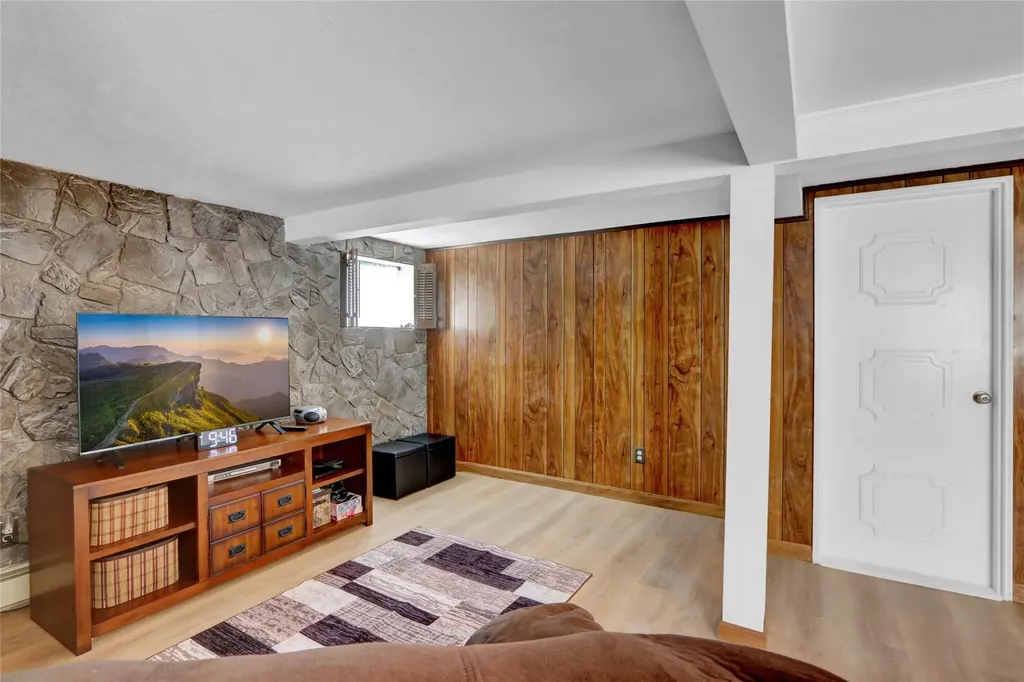 83 Gerhard Road Plainview NY 11803