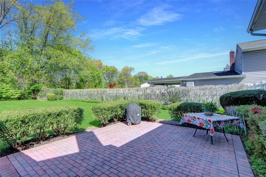 83 Gerhard Road Plainview NY 11803