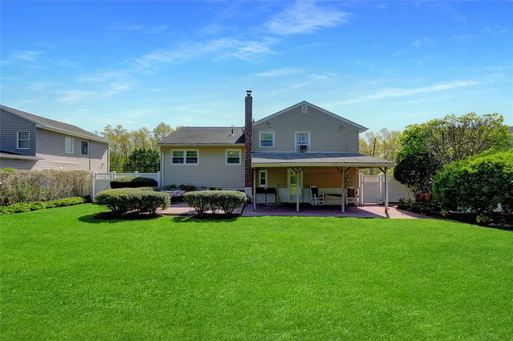 83 Gerhard Road Plainview NY 11803