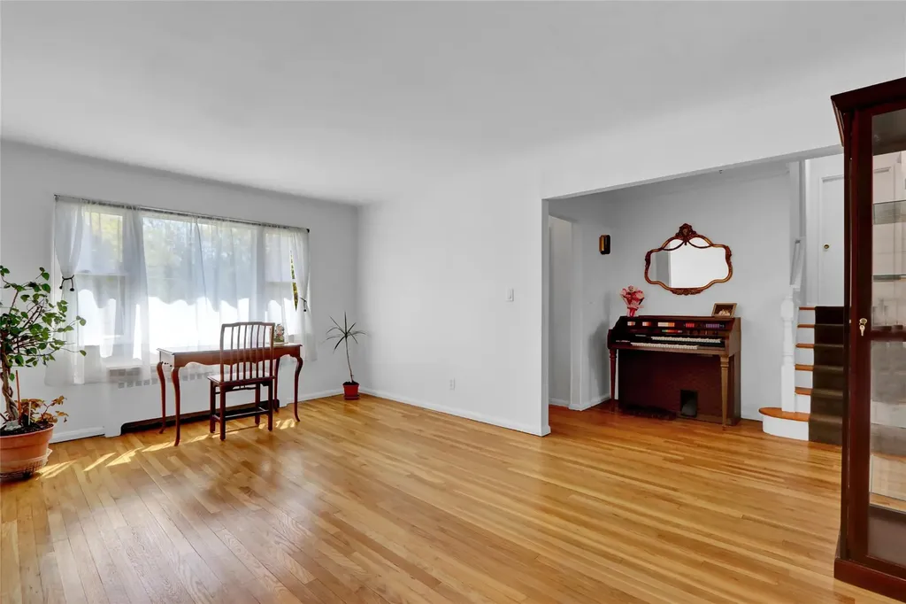 83 Gerhard Road Plainview NY 11803