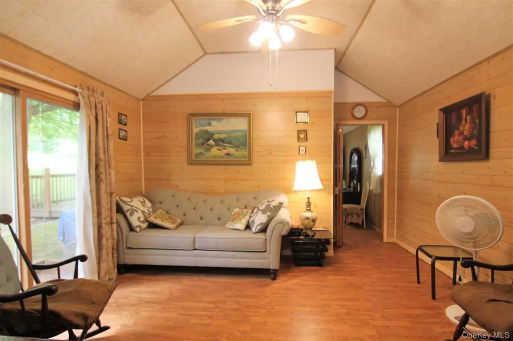50 Glanhope Road Hopewell Junction NY 12533
