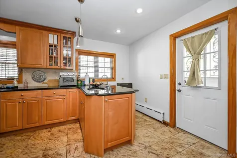 67-52 212th Street Bayside NY 11364