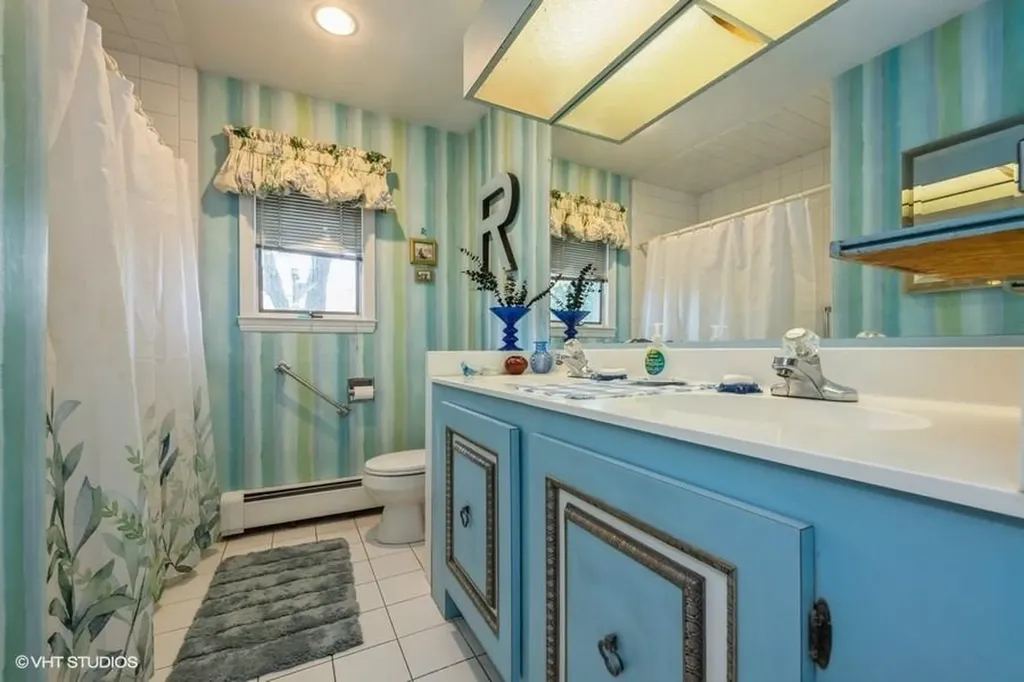 1024 Johnston Avenue Wantagh NY 11793