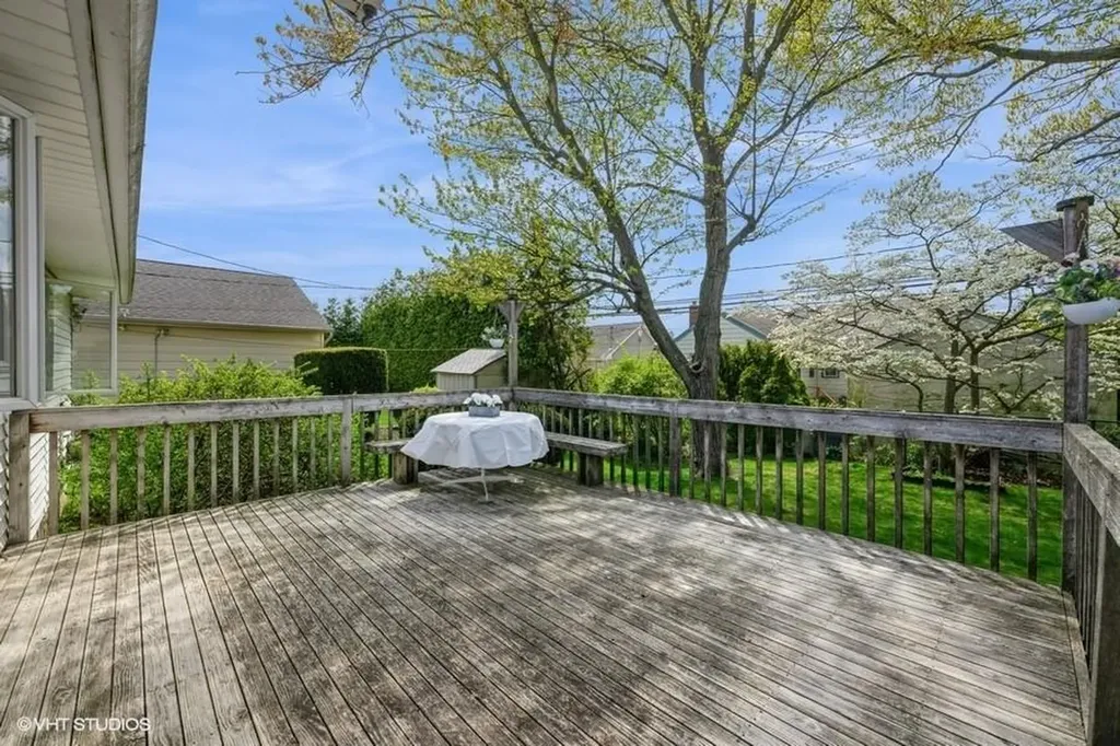 1024 Johnston Avenue Wantagh NY 11793