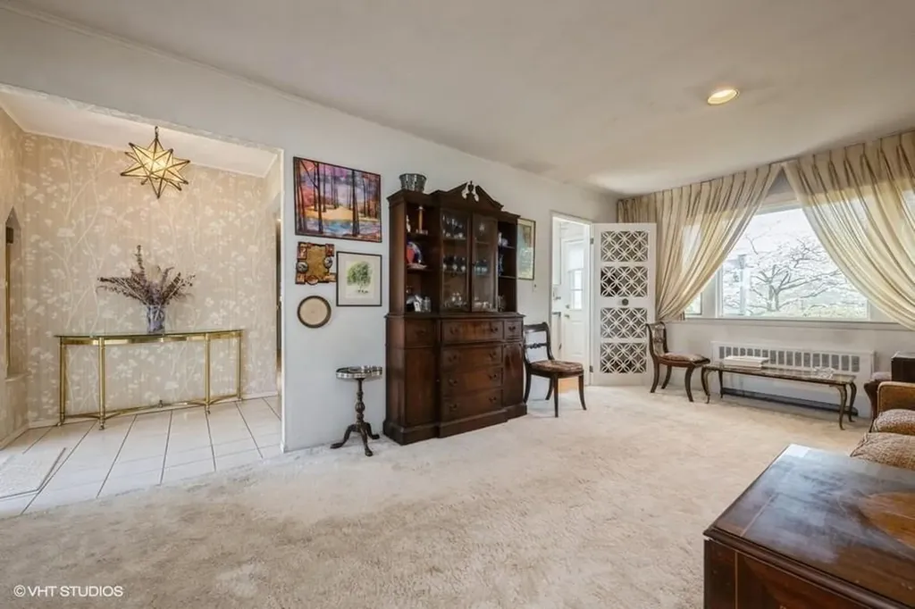 1024 Johnston Avenue Wantagh NY 11793