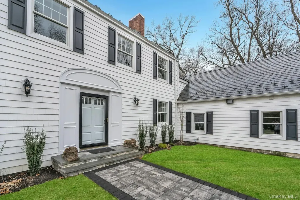 539 Split Rock Road Syosset NY 11791