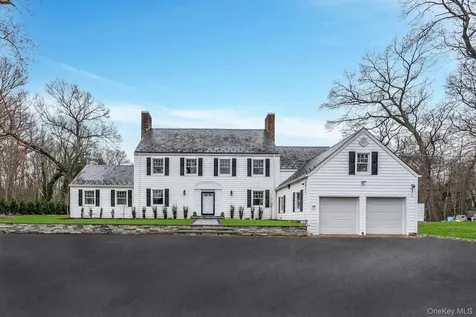 539 Split Rock Road Syosset NY 11791