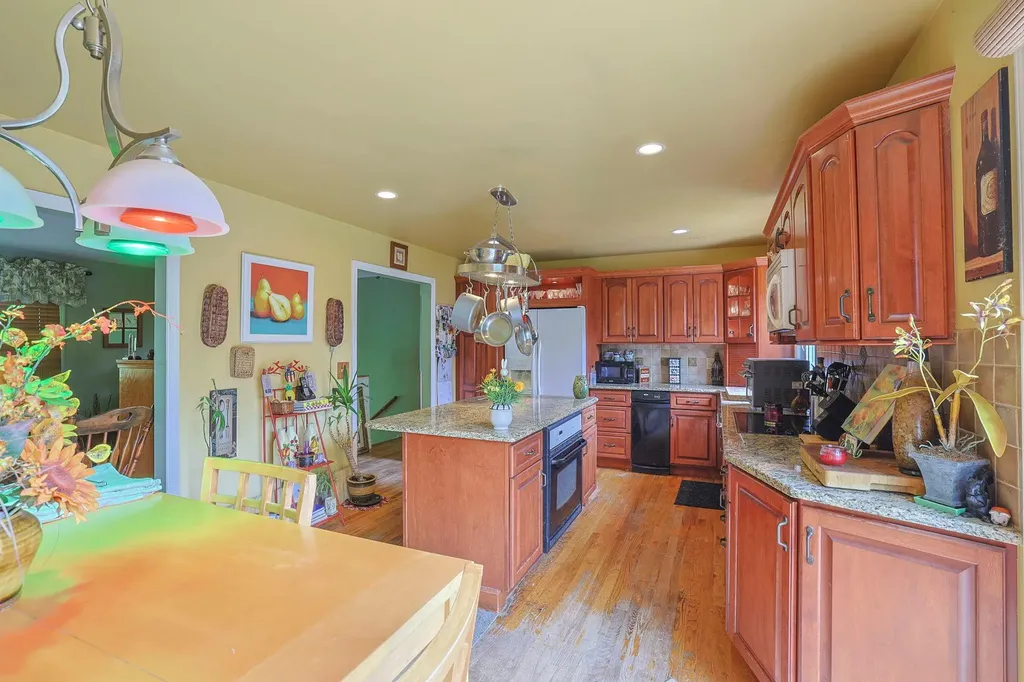 15 Hickory Hill Drive Warwick NY 10990
