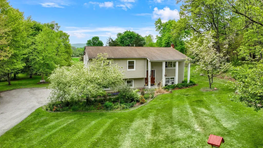 15 Hickory Hill Drive Warwick NY 10990
