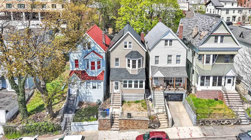 127 Palisade Avenue Yonkers NY 10701