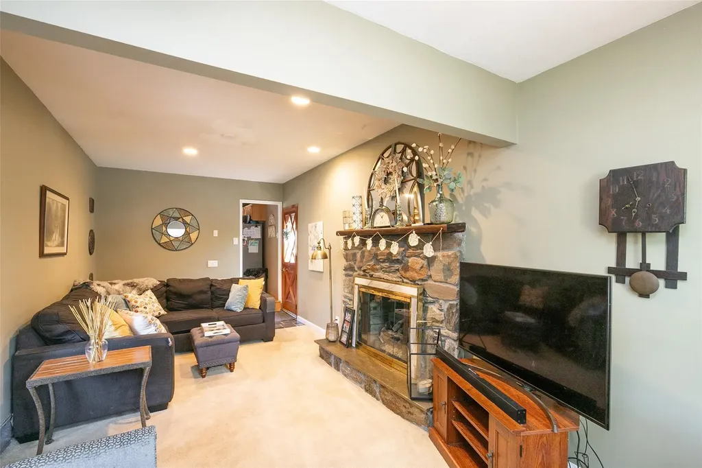 36 Mulberry Drive Smithtown NY 11787