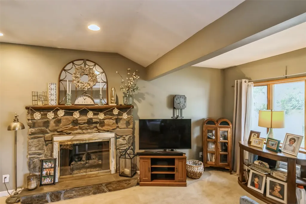36 Mulberry Drive Smithtown NY 11787