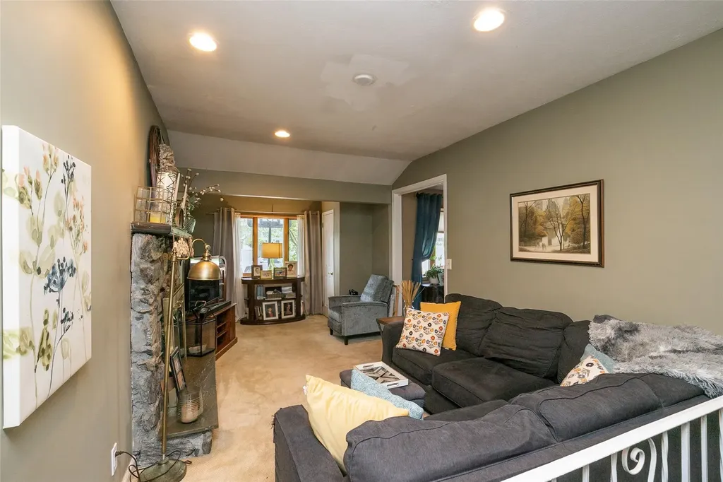 36 Mulberry Drive Smithtown NY 11787
