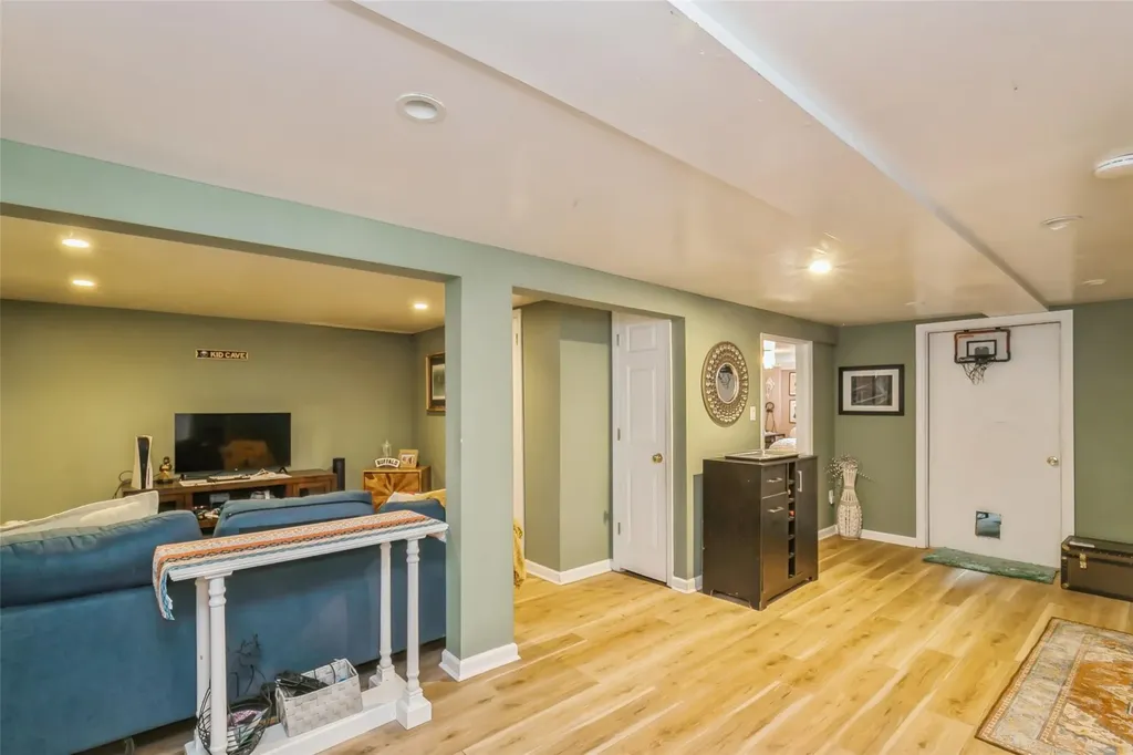 36 Mulberry Drive Smithtown NY 11787