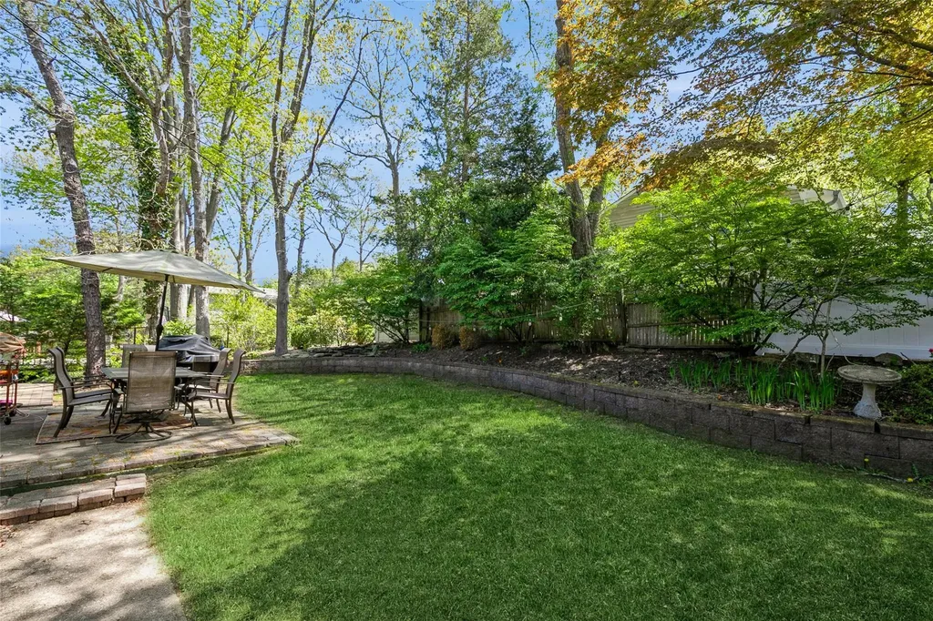 36 Mulberry Drive Smithtown NY 11787