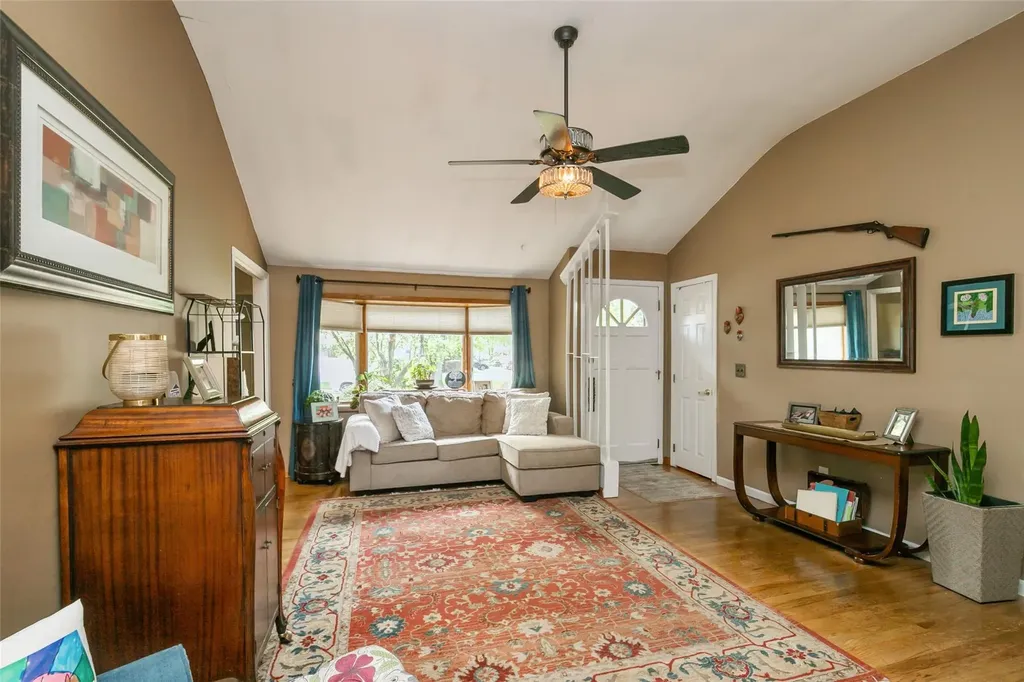36 Mulberry Drive Smithtown NY 11787