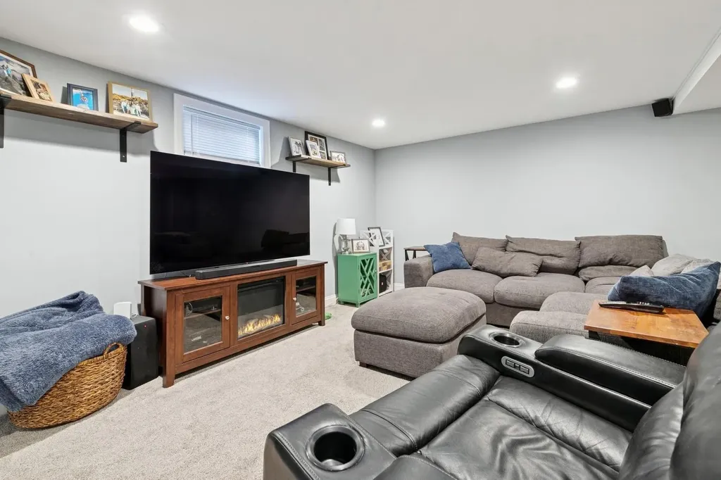 3114 Heather Avenue Medford NY 11763