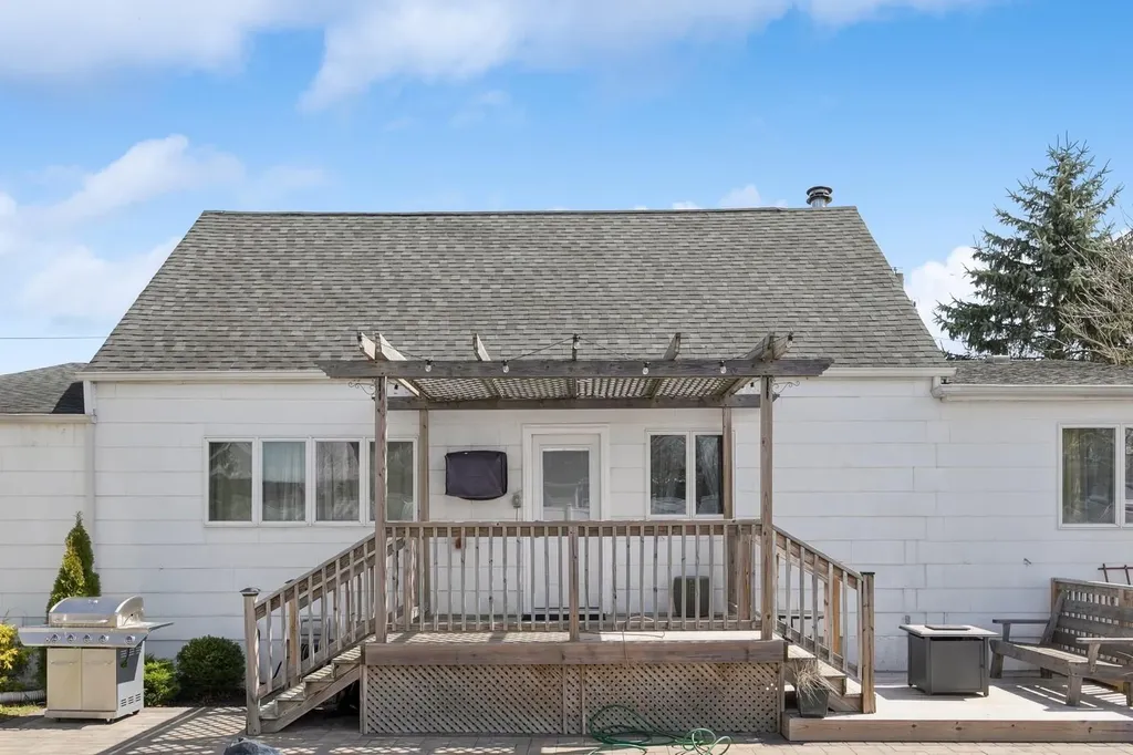 3114 Heather Avenue Medford NY 11763