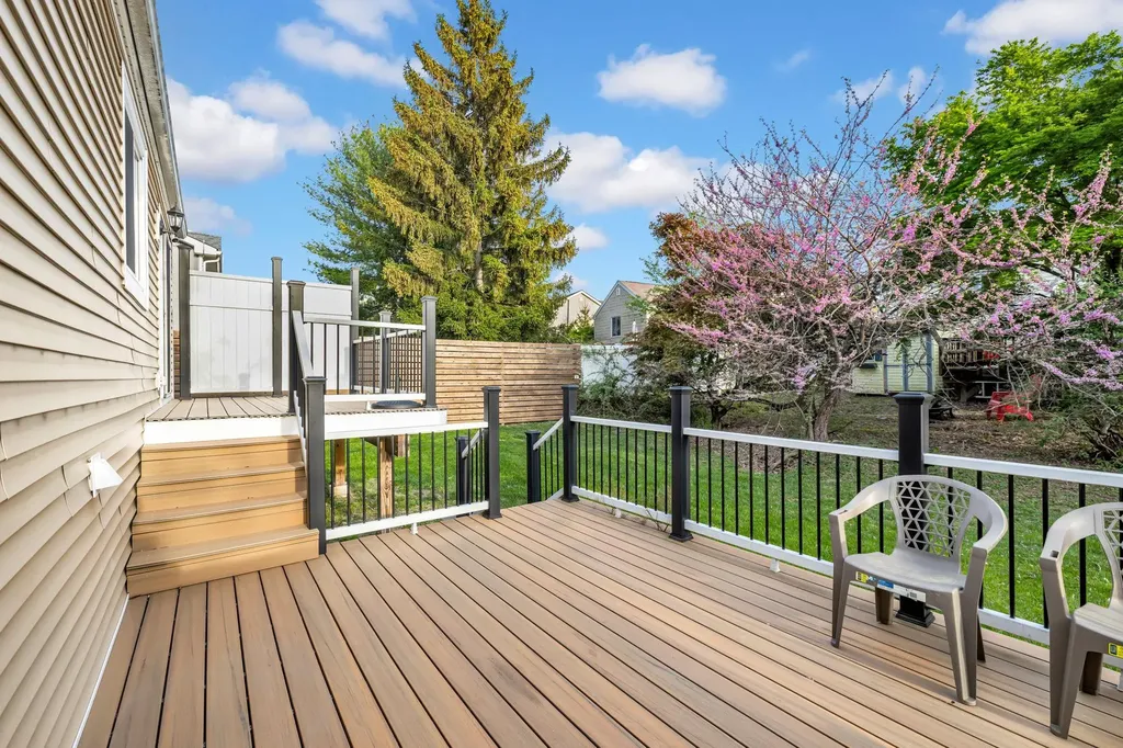 13 Iris Circle Beacon NY 12508
