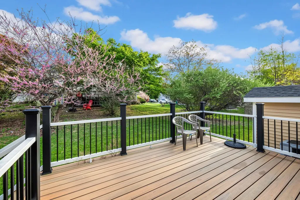 13 Iris Circle Beacon NY 12508